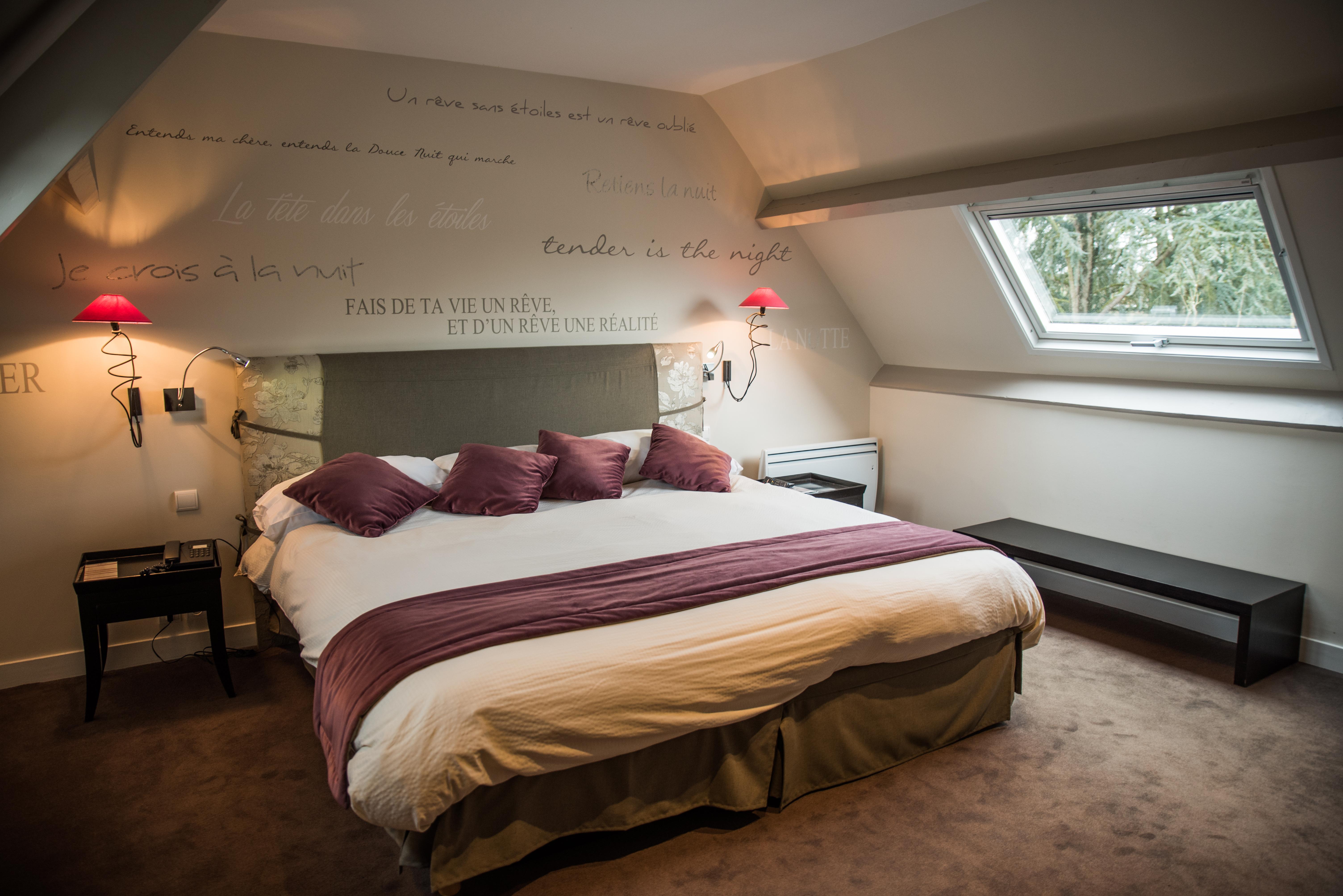 Hotel Logis Ar Milin Châteaubourg Esterno foto