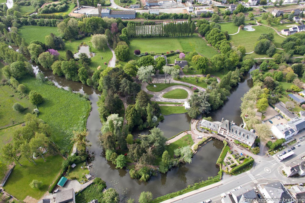 Hotel Logis Ar Milin Châteaubourg Esterno foto