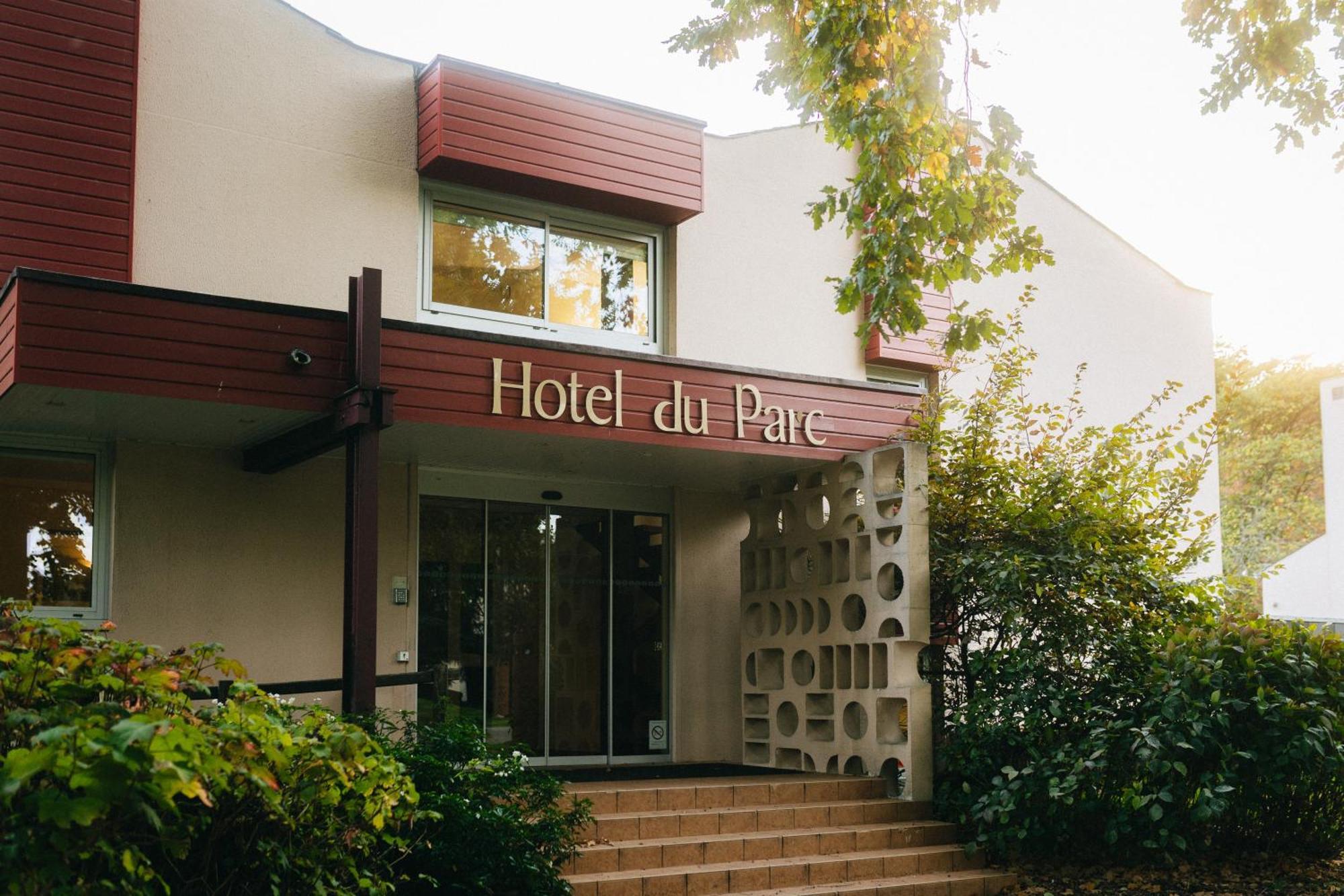Hotel Logis Ar Milin Châteaubourg Esterno foto